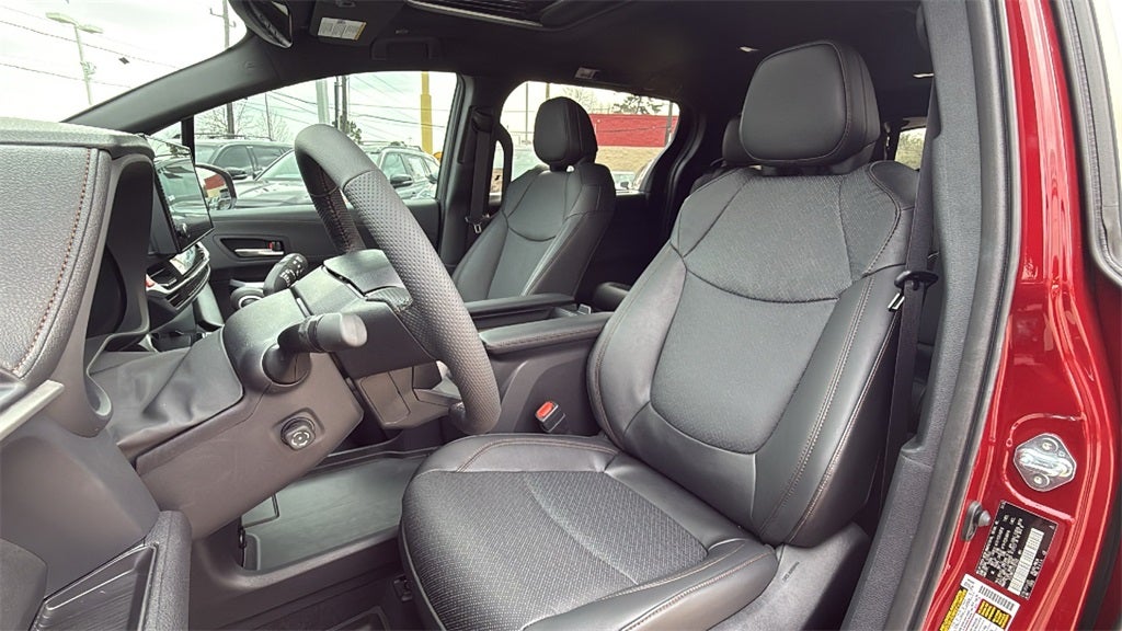 2026 Toyota Sienna Limited 7 Passenger
