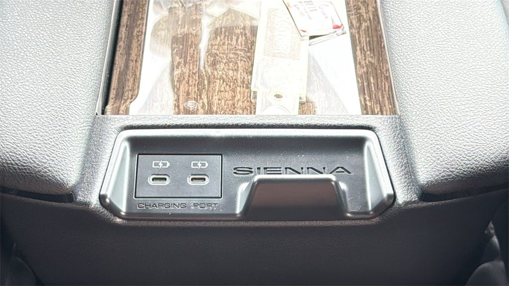 2026 Toyota Sienna Limited 7 Passenger