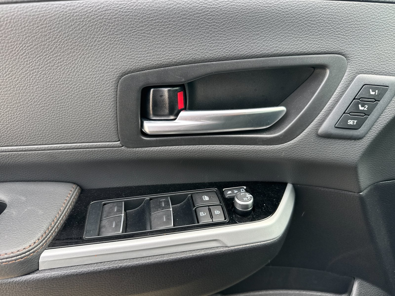 2026 Toyota Sienna Limited 7 Passenger