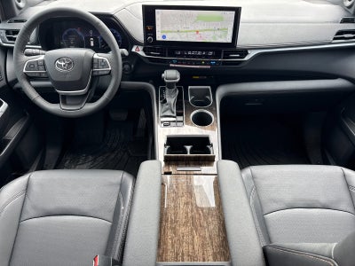 2026 Toyota Sienna Limited 7 Passenger