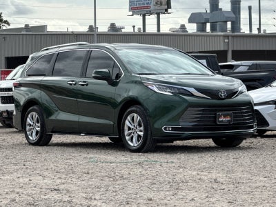 2026 Toyota Sienna Limited 7 Passenger