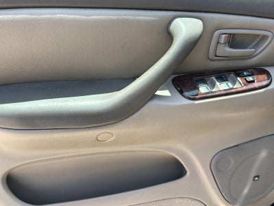 2006 Toyota SEQUOIA SR5