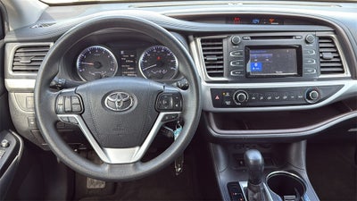 2019 Toyota HIGHLANDER LE Plus
