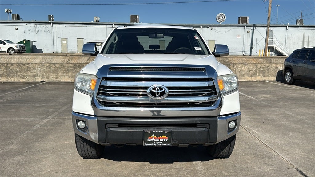 2017 Toyota TUNDRA 4X4 SR5