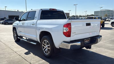 2017 Toyota TUNDRA 4X4 SR5