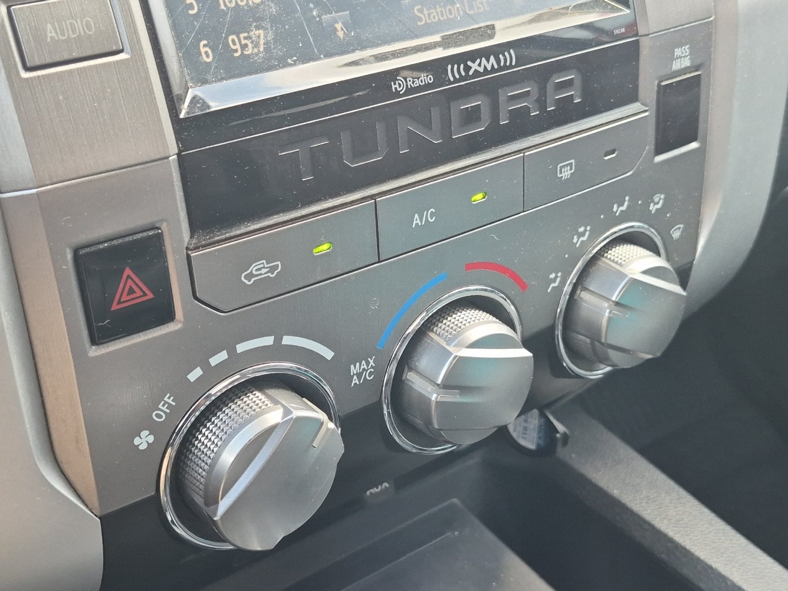 2018 Toyota Tundra SR5
