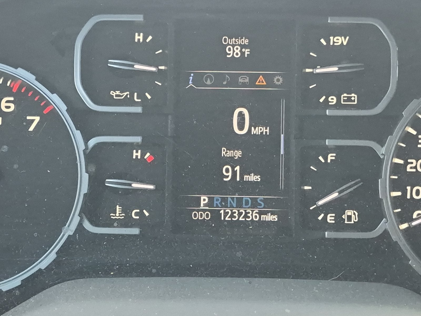 2018 Toyota Tundra SR5