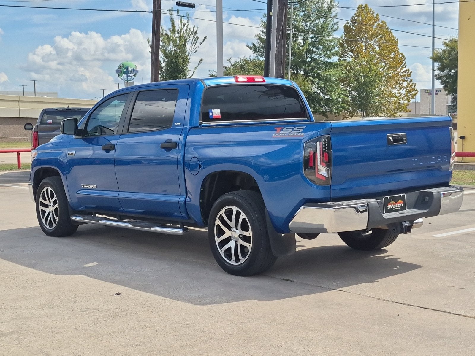 2018 Toyota Tundra SR5