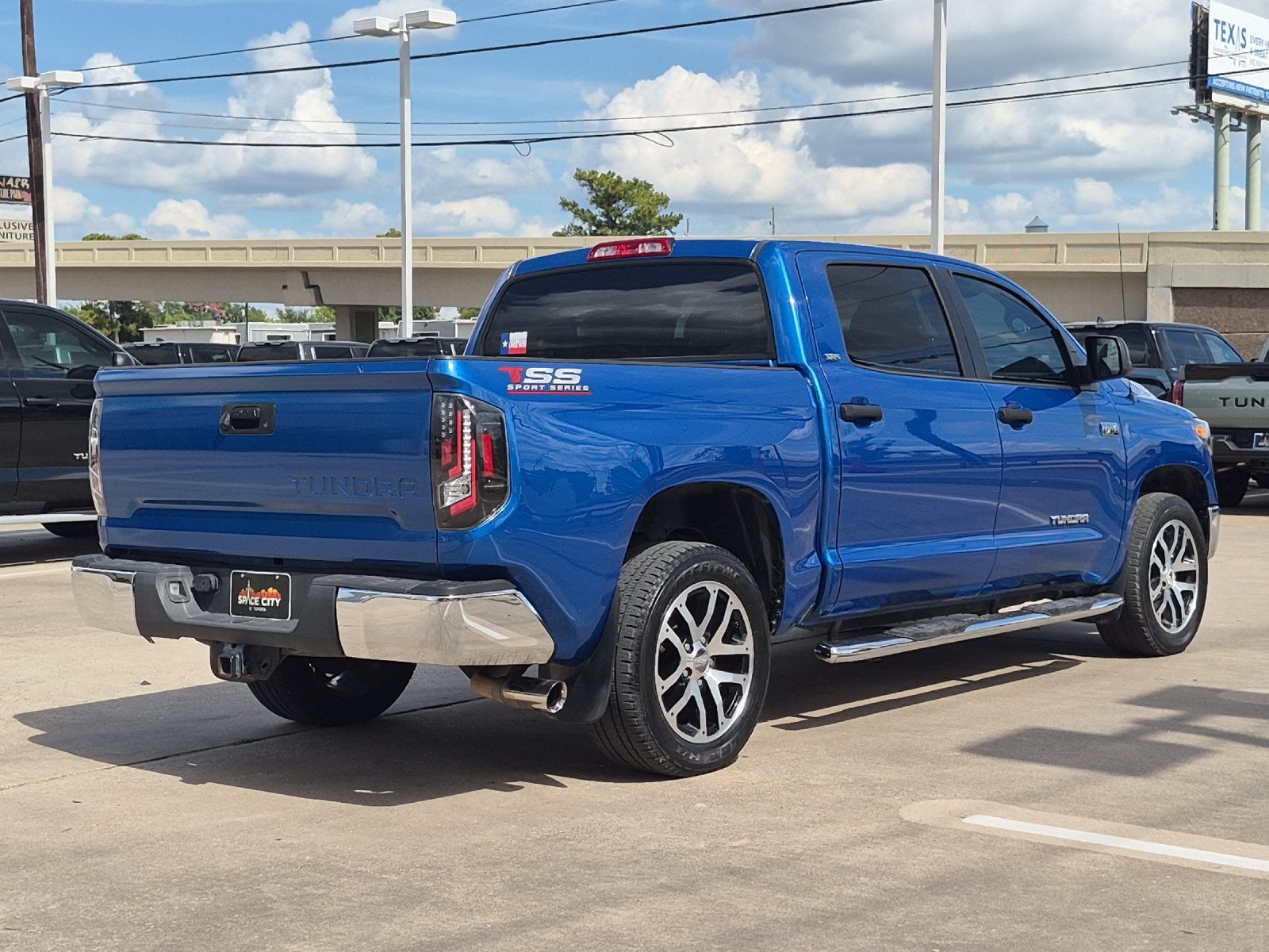2018 Toyota Tundra SR5