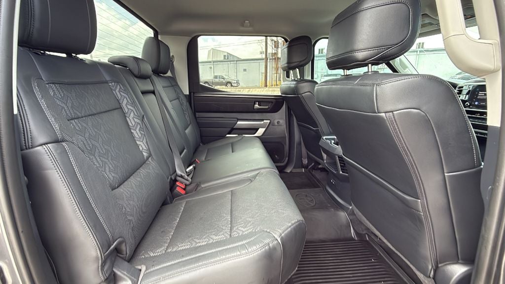 2024 Toyota TUNDRA 4X2 SR5