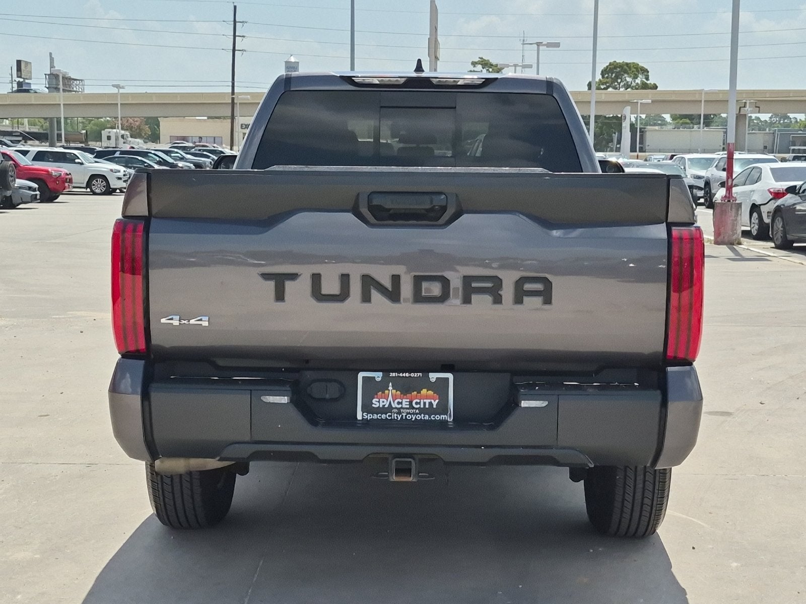 2022 Toyota Tundra SR5