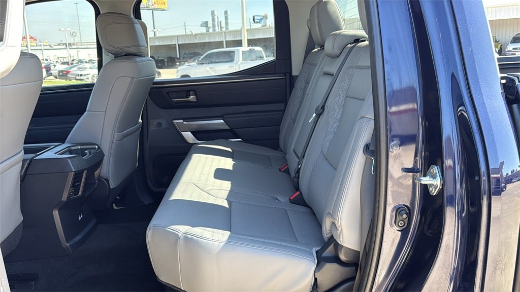 2023 Toyota TUNDRA 4X4 SR5