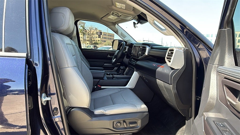 2023 Toyota TUNDRA 4X4 SR5