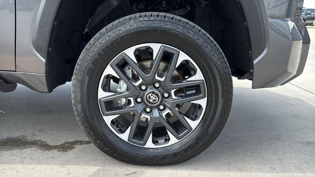 2024 Toyota TUNDRA 4X4 SR5