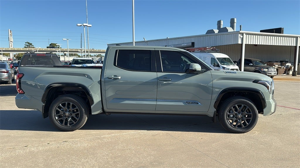 2026 Toyota Tundra i-FORCE MAX Platinum i-FORCE MAX