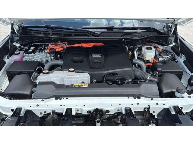 2026 Toyota TUNDRA HV 4X4 Platinum
