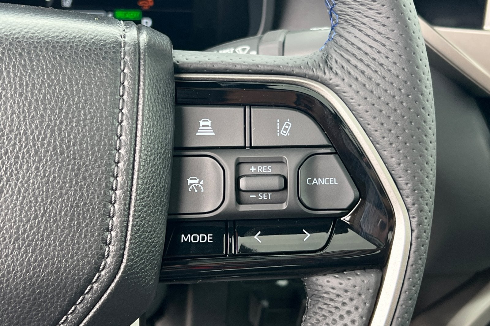 2026 Toyota Tundra i-FORCE MAX Platinum i-FORCE MAX