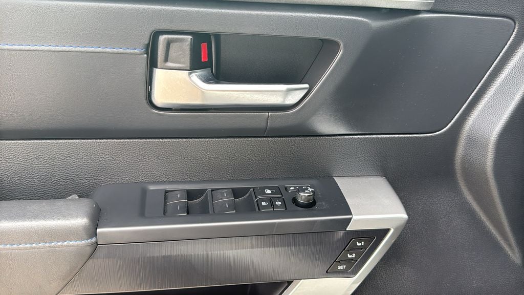 2025 Toyota TUNDRA HV 4X4 Platinum