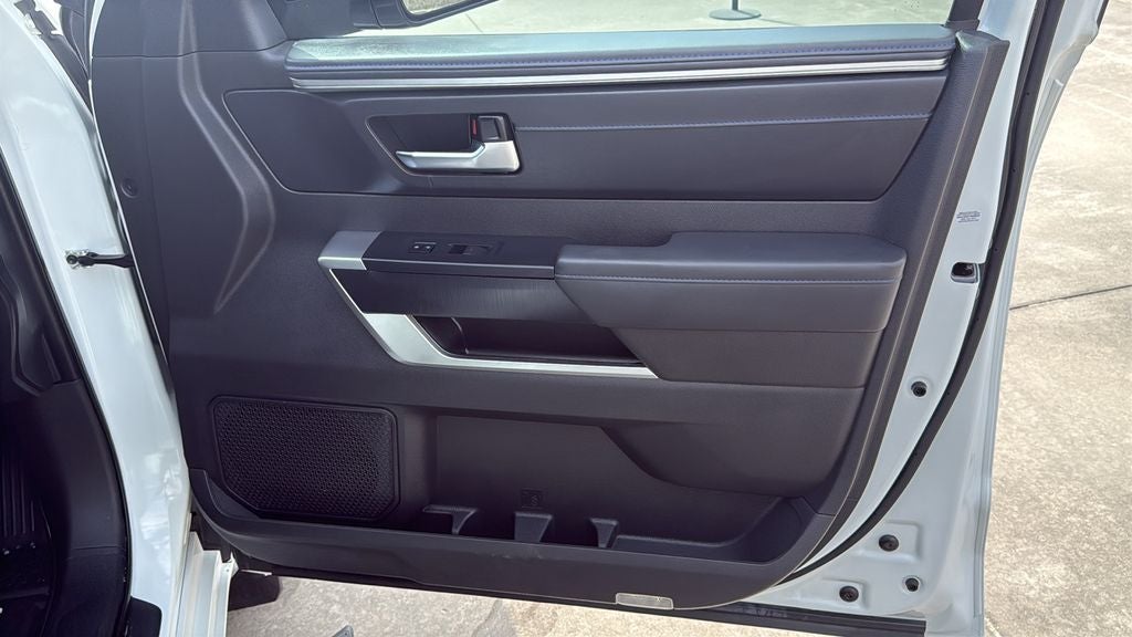2025 Toyota TUNDRA HV 4X4 Platinum