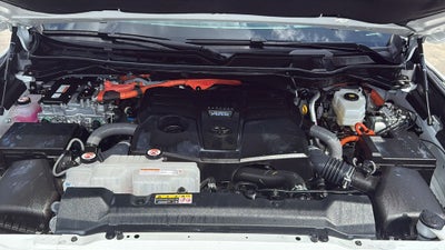2025 Toyota TUNDRA HV 4X4 Platinum