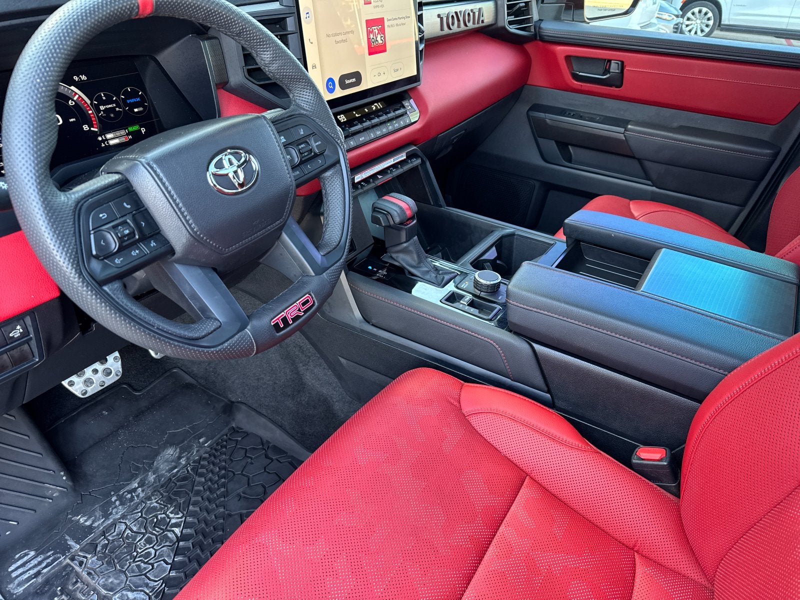 2025 Toyota Tundra i-FORCE MAX TRD Pro
