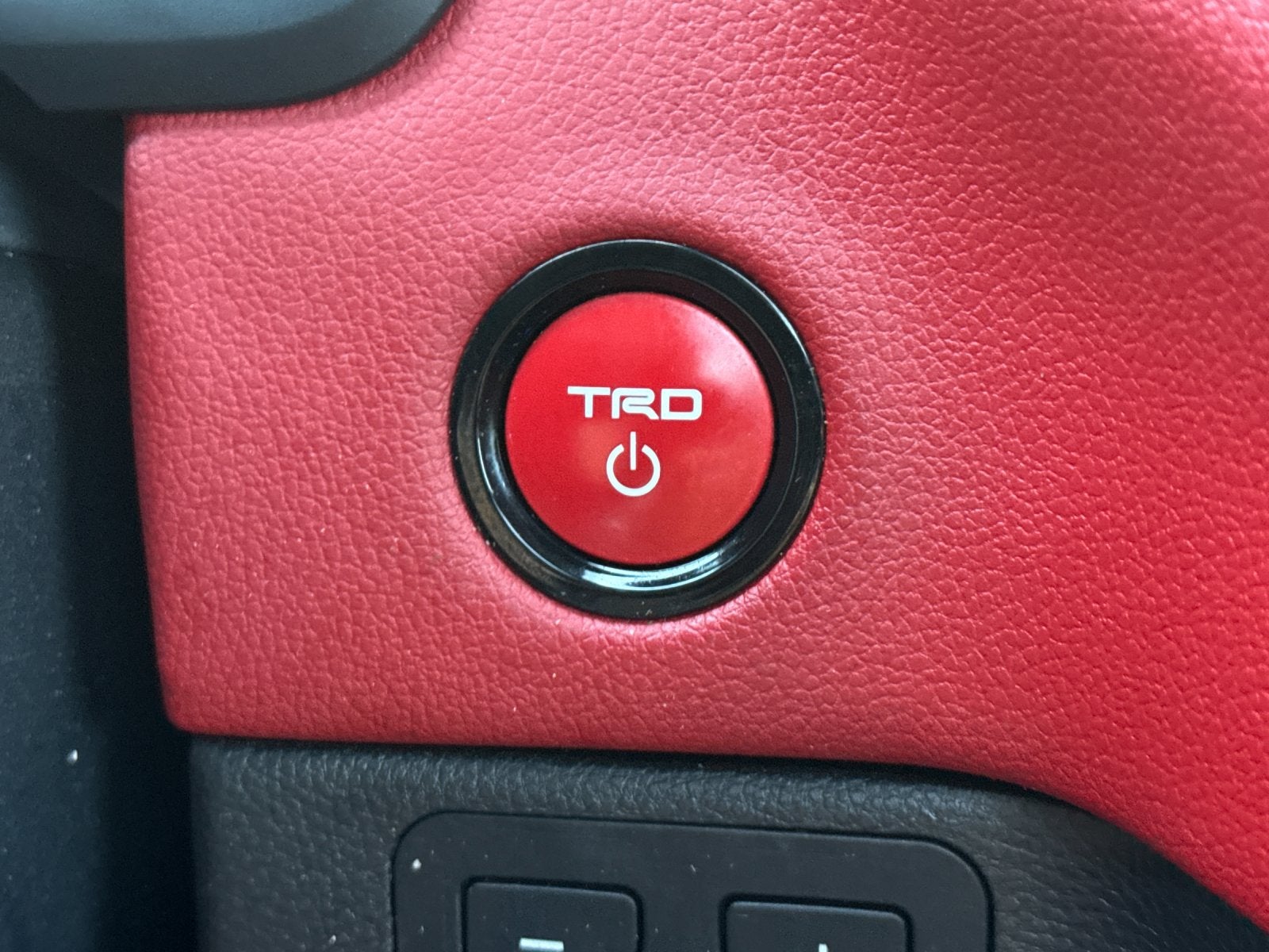 2025 Toyota Tundra i-FORCE MAX TRD Pro