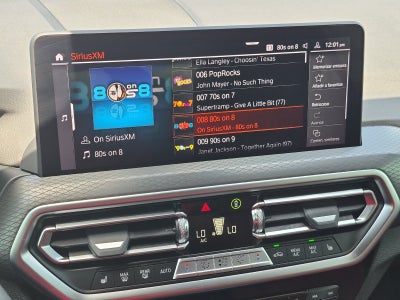 2025 BMW X4 xDrive30i