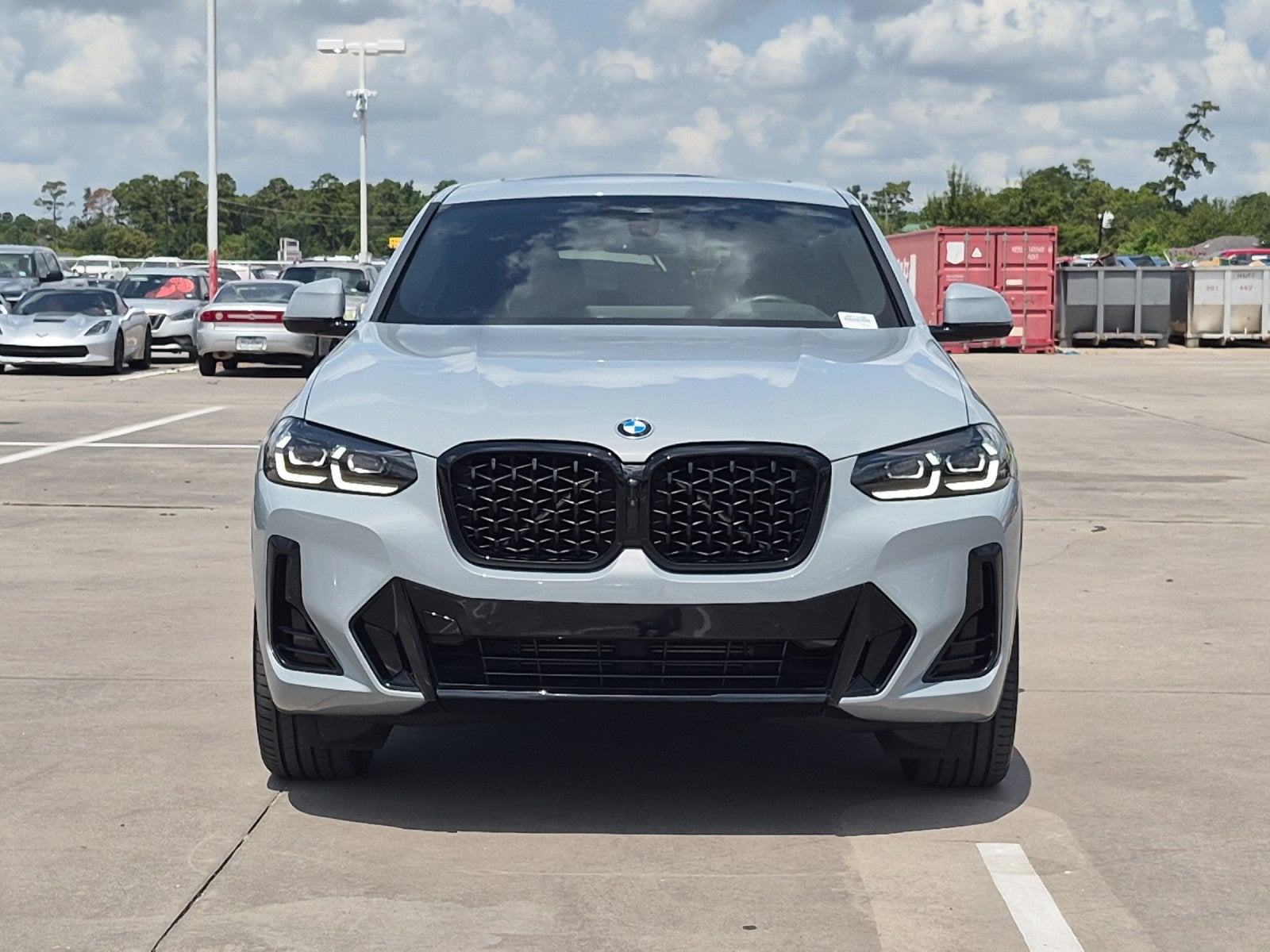 2025 BMW X4 xDrive30i