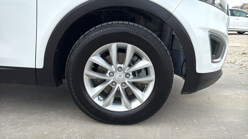 2018 Kia Sorento LX
