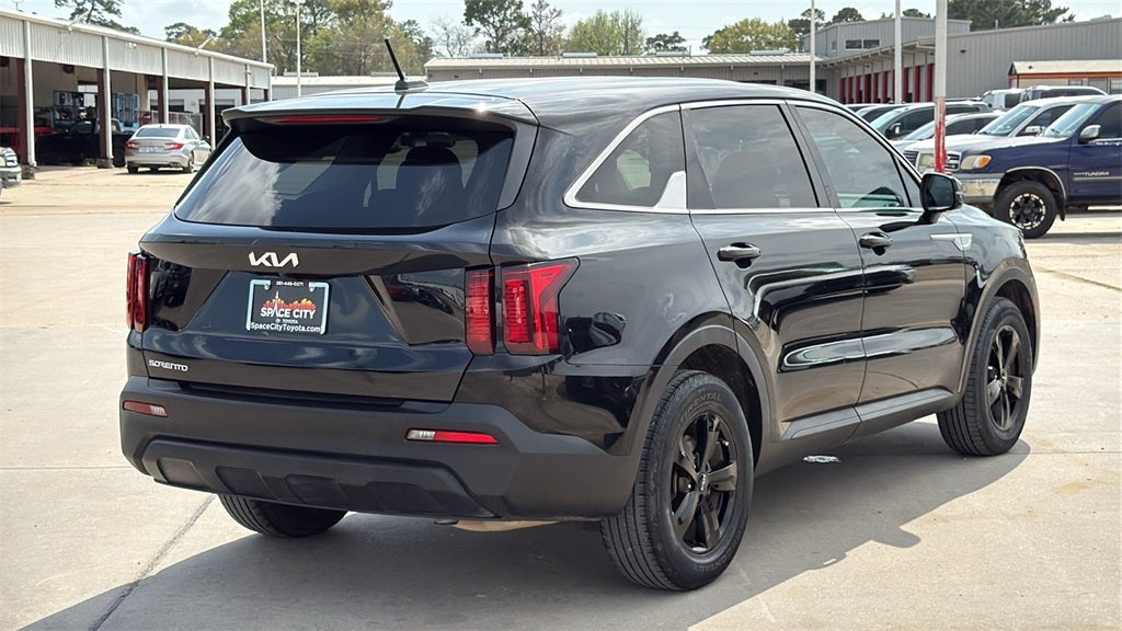 2023 Kia Sorento LX