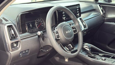 2023 Kia Sorento LX