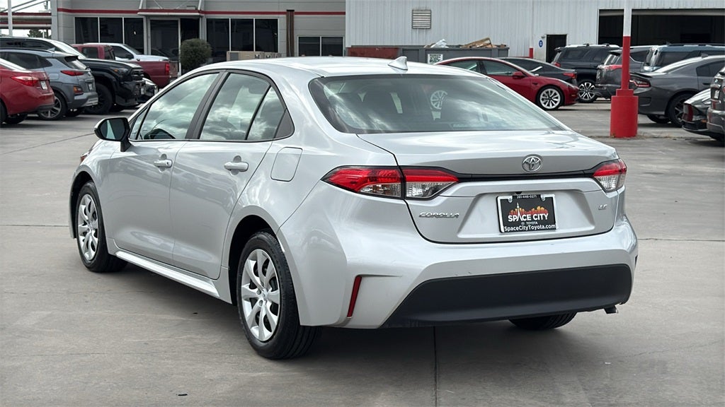 2025 Toyota COROLLA LE