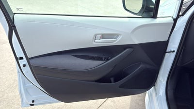 2026 Toyota COROLLA LE