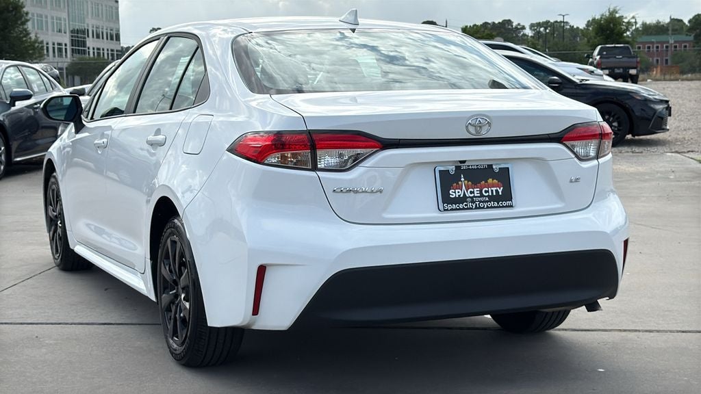 2026 Toyota COROLLA LE