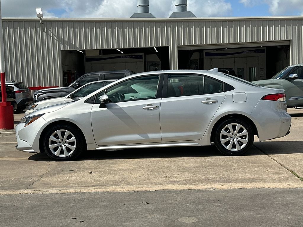 2025 Toyota Corolla LE