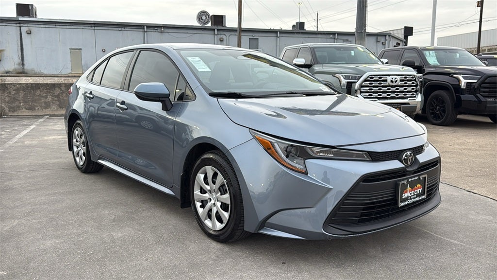 2025 Toyota COROLLA LE