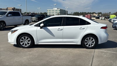 2024 Toyota COROLLA LE