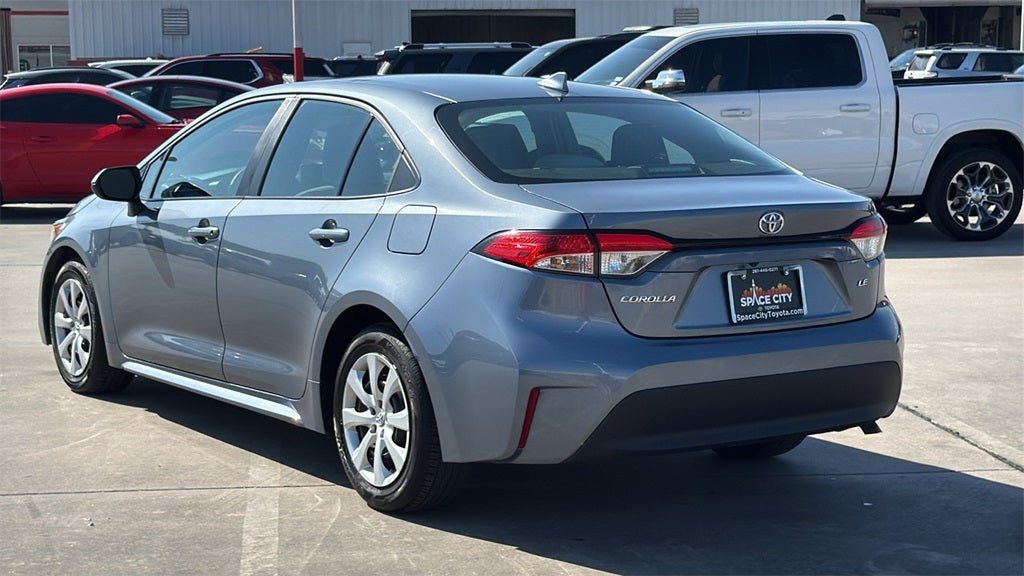 2025 Toyota COROLLA LE