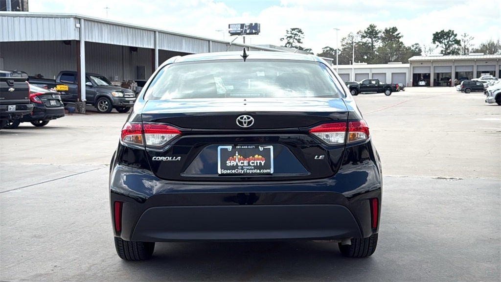 2024 Toyota COROLLA LE