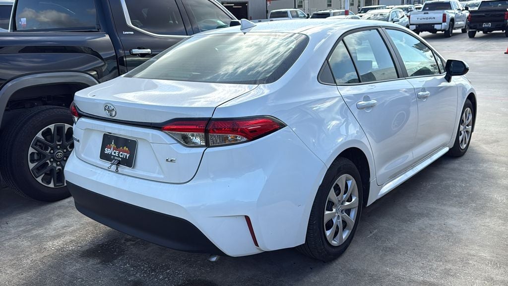 2026 Toyota COROLLA LE