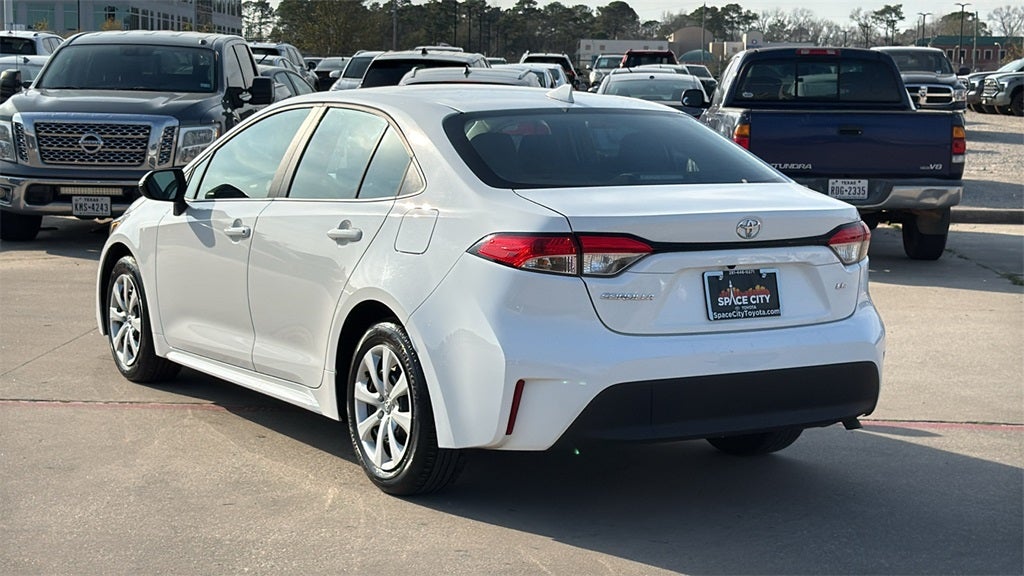 2024 Toyota COROLLA LE