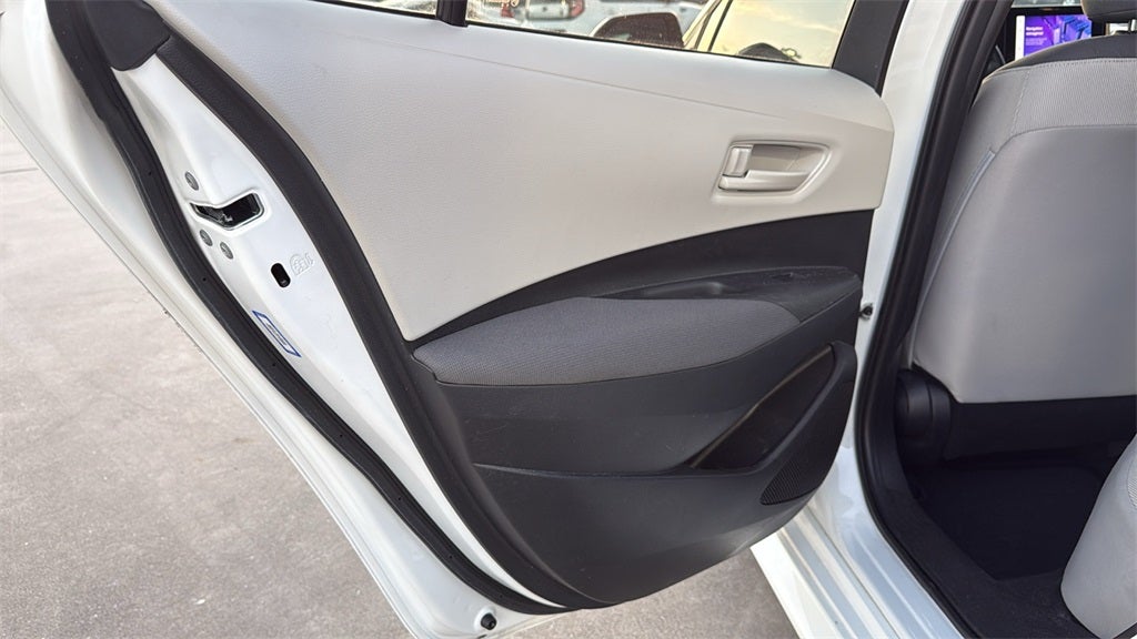 2023 Toyota COROLLA LE