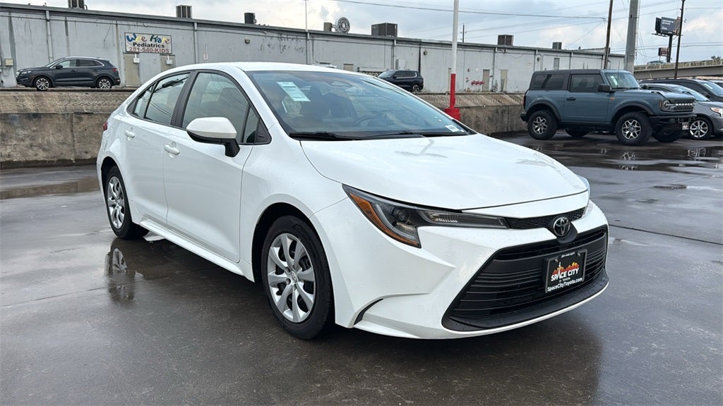 2024 Toyota COROLLA LE
