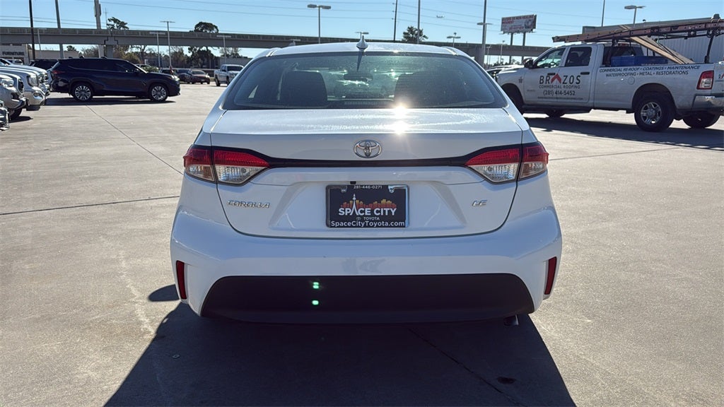 2024 Toyota COROLLA LE