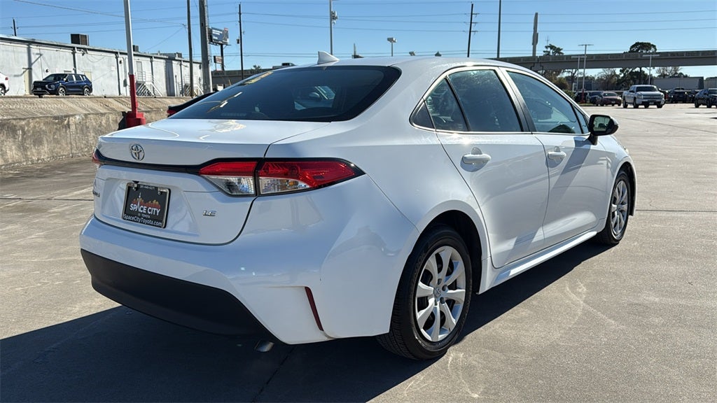 2024 Toyota COROLLA LE