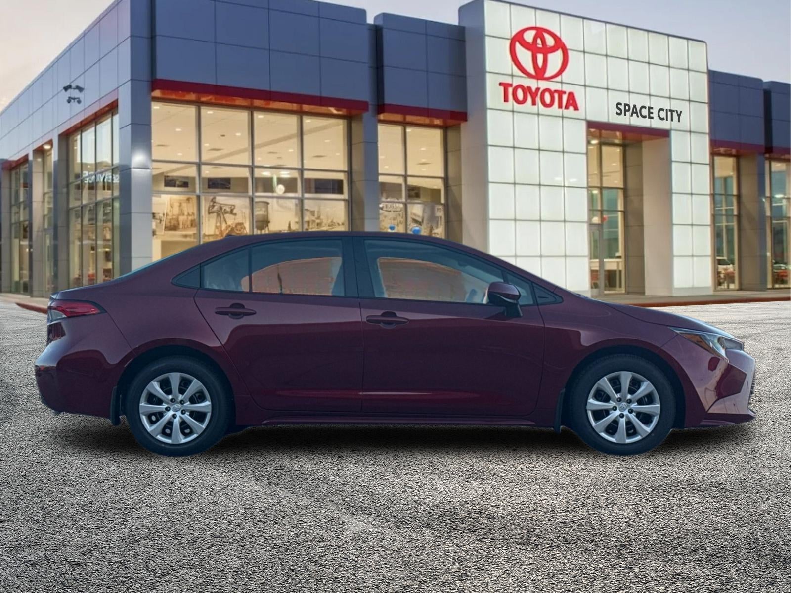 2027 Toyota Corolla LE