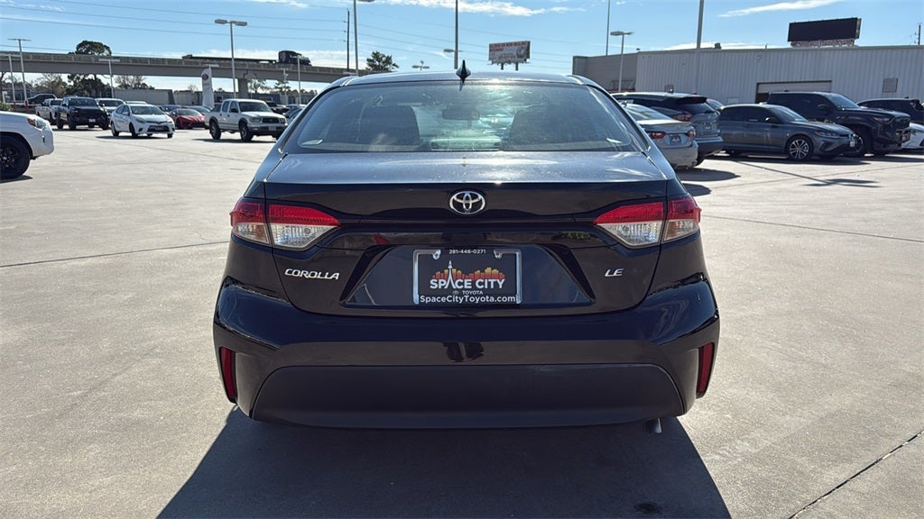 2025 Toyota COROLLA LE