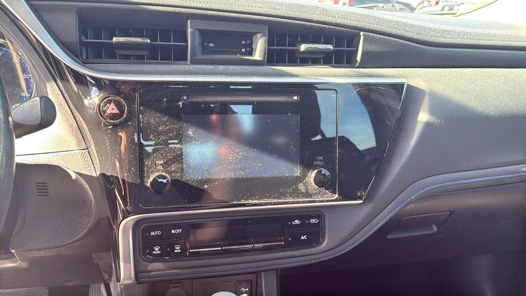 2019 Toyota COROLLA SE