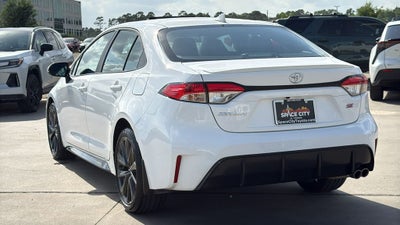 2025 Toyota COROLLA SE