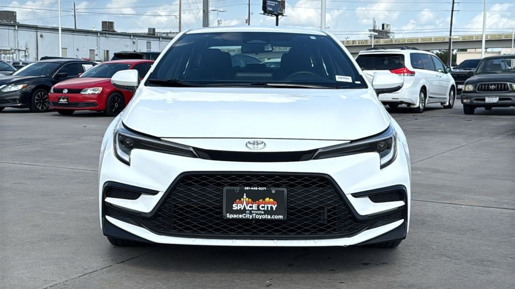 2025 Toyota COROLLA SE